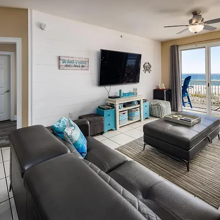 Summer Place 302